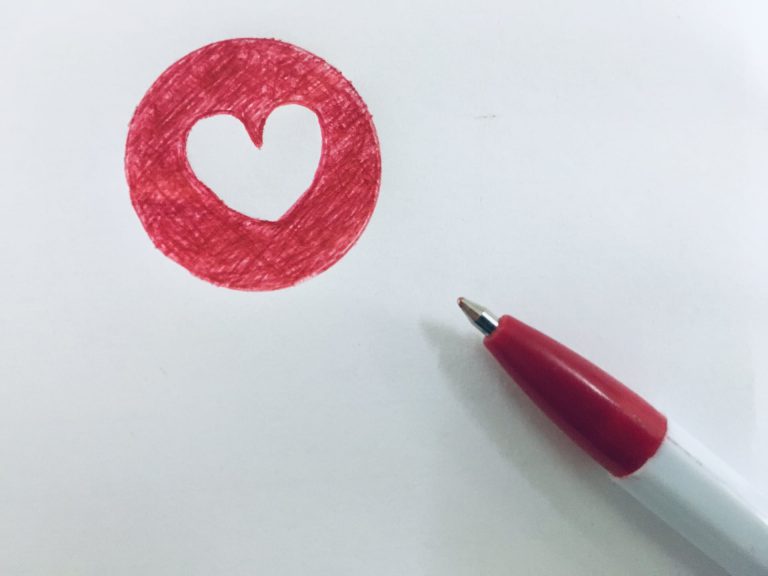 Instagram, serce, długopis,