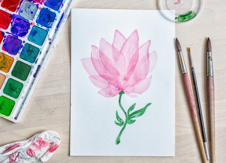 grafika kwiat namalowany farbami